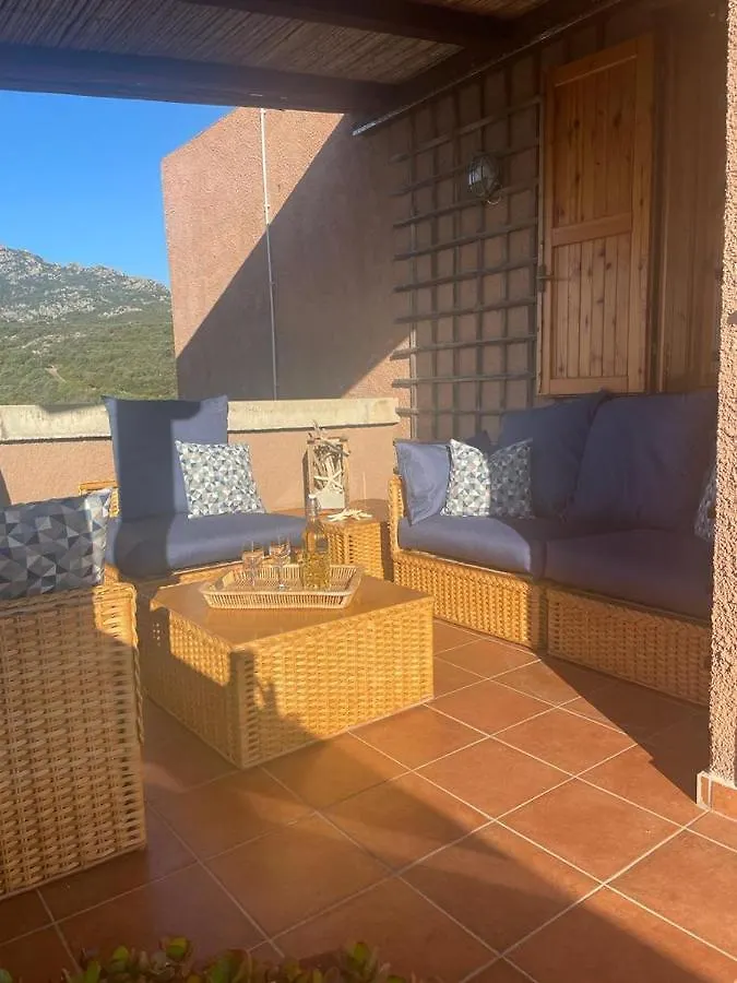 Appartement Vue Mer Sur La Costa Smeralda Cugnana Verde Italien
